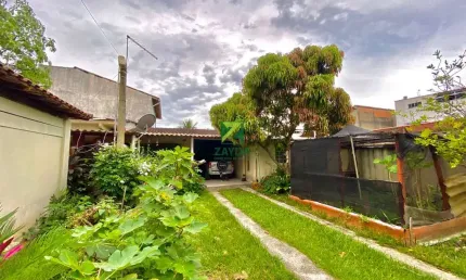 Casa à venda em rio das ostras-rj: 2 quartos, 1 sala, 2 banheiros, 3 vagas de garagem. confira!