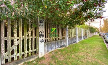Terreno à venda em Casimiro de Abreu - RJ, bairro Peixe Dourado II, com 600,00 m² de área.