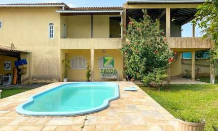 Casa à venda em Casimiro de Abreu-RJ, bairro Peixe Dourado II: 3 quartos, 1 suíte, 2 salas, 2 banheiros, 1,00 m² de área.