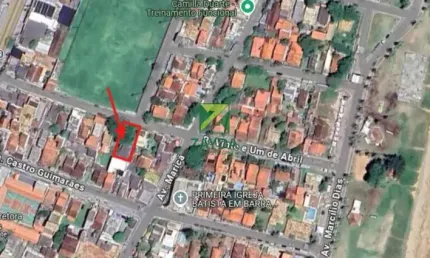 Terreno na quadra da praia no centro de barra de são joão