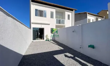 Casa á venda na quadra da praia no bairro Peixe Dourado I - Barra de São João, 2 quartos, 1 sala, 2 banheiros, 1 vaga, 78m²