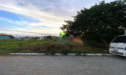 Terreno à venda em Barra de São João-RJ, no bairro Recanto dos Paratis, com 360,00 m² de área 15X30!