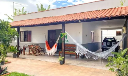 Casa linear à venda em Rio das Ostras-RJ no bairro Jardim Miramar: Oportunidade