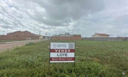 Terreno à venda na Avenida D, 22, Centro, Porangatu