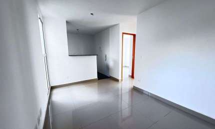 apartamento 2 quartos, saída para Abadia. Setor Lorena Park