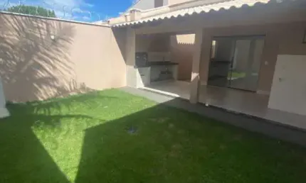 Casa à venda, com 3 quartos sendo 1 suíte de 110,00 m².