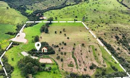 Chácara à Venda, com 5 alqueires,  Corumbá De Goiás.