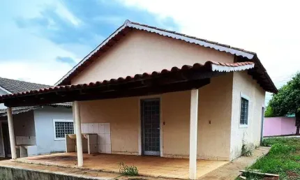 Casa à venda sendo 2 quartos de 78,00 m² em santo antônio de goiás.