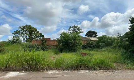 Terreno à venda na Rua X-7, 32, Cardoso, Aparecida de Goiânia