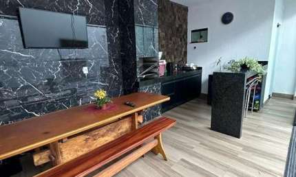 Casa à Venda com 3 suítes, de 115 m² no Cardoso Continuação - Ap. Goiânia