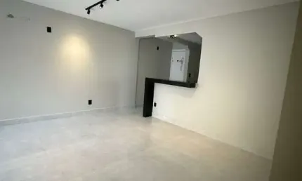 Apartamento muito bem localizado, 3 quartos sendo 1 suíte com closet de 106 m²