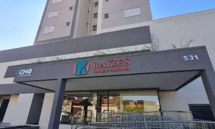 Apartamento 2 quartos com suíte - Raízes Parque Cascavel - St. Vila Rosa
