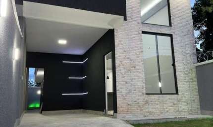Casa à venda de 3 quartos sendo 1 suíte de 100,00m²  no Jardim Cristalino