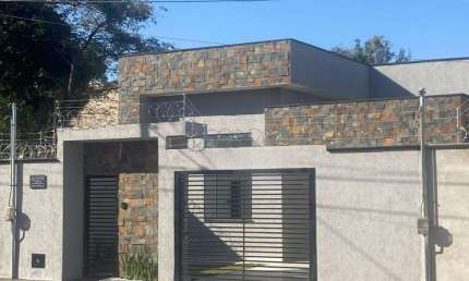 Casa à venda de 3 Quartos, sendo 1 suíte de 117,00 m²