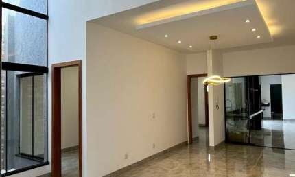 Casa à venda sendo 3 Suítes de 147,00 m² no setor Jardim Atlântico.