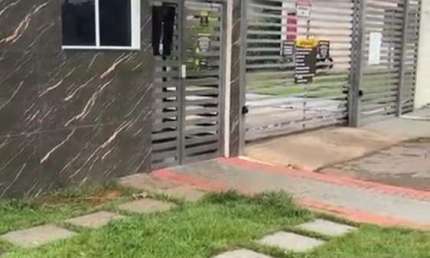 Casa em Condomínio fechado sendo 2 quartos de 162,00m² no Residencial Florida.