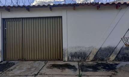 Casa à Venda com 3 quartos, sendo 1 suíte de  82,20 m² no Bairro Cardoso