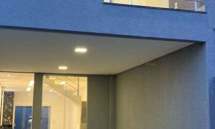 Sobrado em Goiânia, no residencial Itaipu de 3 suítes de 128m²