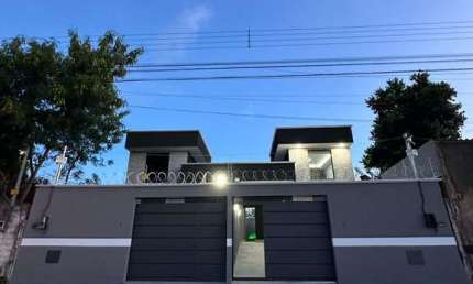 Casa à Venda com 3 quartos, sendo 1 suíte, de 100,00m²  no Jardim Cristalino