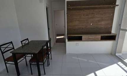 apartamento 2 quartos com armário, parque Amazônia.