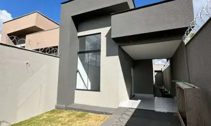 CASA 3 QUARTOS - Aparecida de Goiânia (Possibilidade de zero entrada)