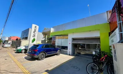 Galpão Comercial à venda de 766,73 m² no Jardim Europa.