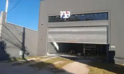 Galpão comercial à venda no setor novo horizonte na principal avenida comercial