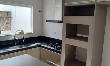 Imperdível oportunidade: casa à venda em santo andré-sp, vila marina! 3 quartos, 1 suíte, 2 salas, 2 banheiros, 2 vagas, 100m².