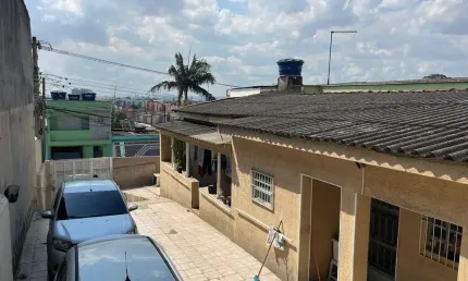Excelente oportunidade: Casa à venda em São Paulo-SP, Jardim Sapopemba  3 quartos, 2 salas, 2 banheiros, 6 vagas, 106m².