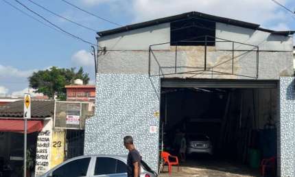 Oportunidade única: Galpão comercial à venda em São Paulo-SP, bairro Cidade São Mateus, 2 salas, 2 banheiros, 8 vagas de garagem, 250m².