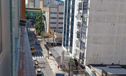 Apartamento à venda no Centro de São Vicente-SP: 1 quarto,1 banheiro, 42,00 m² de área.