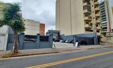 Ponto comercial para alugar na Rua Francisco de Barros, 31, Centro, Taubaté