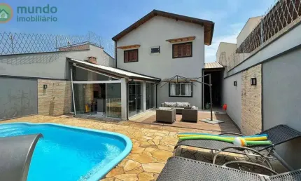 Casa à Venda, Condomínio Hípica Pinheiro, Taubaté, Mobiliada
