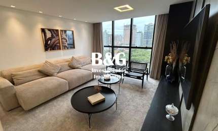 Apartamento de luxo, com vista para o rio e para o mar. Finamente mobiliado!