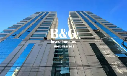 Apartamento CAPA DE REVISTA | 3 suítes | 300m da praia.