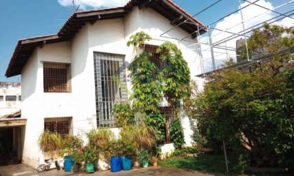 Casa com 3 quartos à venda na Rua Marechal Deodoro, 170, Centro, Suzano