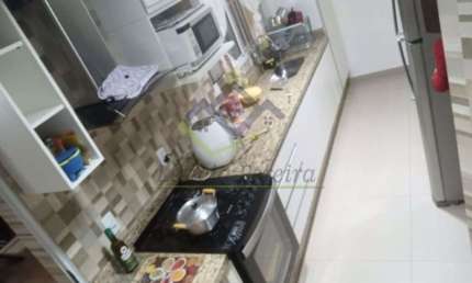 Sobrado com 2 dormitórios à venda, 75 m² por R$ 280.000,00 - Jardim Europa - Suzano/SP