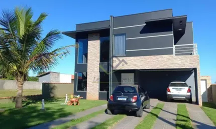Sobrado com 4 quartos sendo 2 suítes à venda, 380 m² por R$ 1.225.000 - Condominio Ninho Verde I - Porangaba/SP