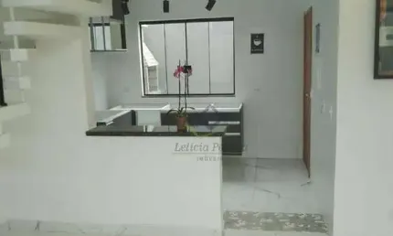 Sobrado com 2 dormitórios à venda, 68 m² por R$ 380.000,00 - Vila Figueira - Suzano/SP