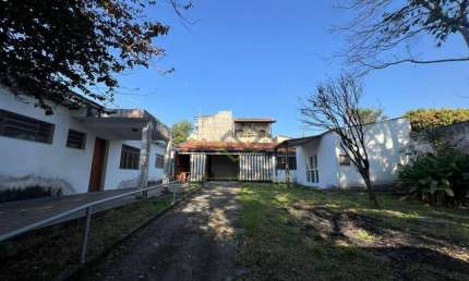 Casa com 3 dormitórios à venda, 294 m² por R$ 750.000 - Jardim Casa Branca - Suzano/SP