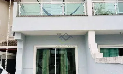 Sobrado com 3 dormitórios à venda, 128 m² por R$ 800.000 - Jardim Vitória - Suzano/SP