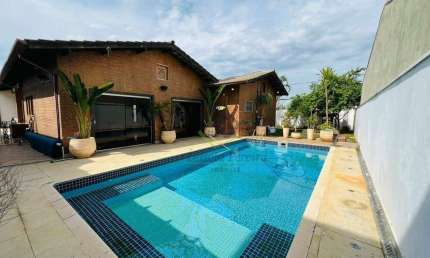 Casa com 3 dormitórios à venda, 278 m² por R$ 1.400.000 - Parque Santa Rosa - Suzano/SP