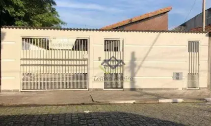 Casa com 3, sendo 1 suíte, 200 m² - venda por R$ 750.000 ou aluguel por R$ 3.743/mês - Jardim Imperador - Suzano/SP