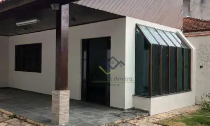Casa com 3, sendo 1 suíte, 200 m² - venda por R$ 750.000 ou aluguel por R$ 3.743/mês - Jardim Imperador - Suzano/SP