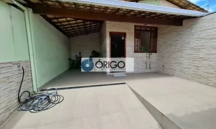 Casa geminada individual - 2 quartos - 2 vagas - excelente localização