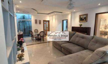 Casa com 3 dormitórios à venda, 204 m² por R$ 1.600.000,00 - Vila Milton - Guarulhos/SP