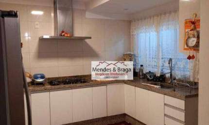Sobrado com 3 dormitórios à venda por R$ 650.900 - Jardim Célia - Guarulhos/SP - Avalia Permuta por Apartamento