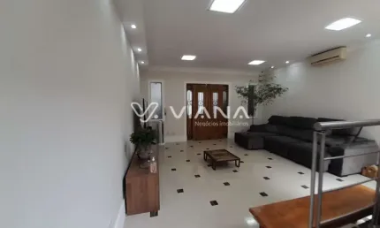 Sobrado á Venda no Bairro Olímpico em São Caetano do Sul.