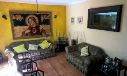 Sobrado à Venda com 4 Quartos em Vila São Pedro em Santo André