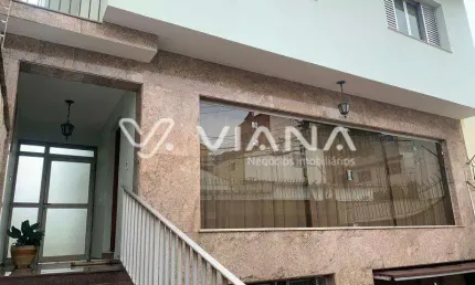 Sobrado à Venda com 3 Dormitórios no Bairro Osvaldo Cruz, São Caetano do Sul